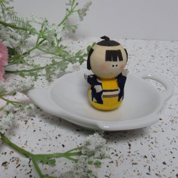 Traditional mini Kokeshi doll, japanese doll, mini - Picture 2 of 7